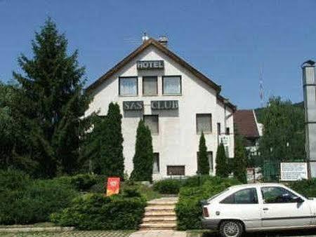 Sas Club Hotel Βουδαπέστη Εξωτερικό φωτογραφία