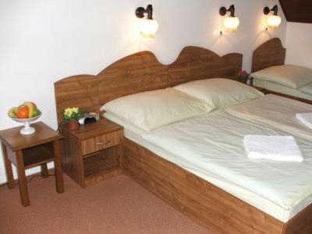 Sas Club Hotel Βουδαπέστη Εξωτερικό φωτογραφία
